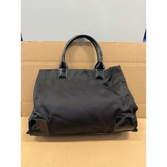 Tory Burch Ella Oversized Logo Patch Recycled Nylon Patent Tote Bag Black Large - Picture 2 of 11